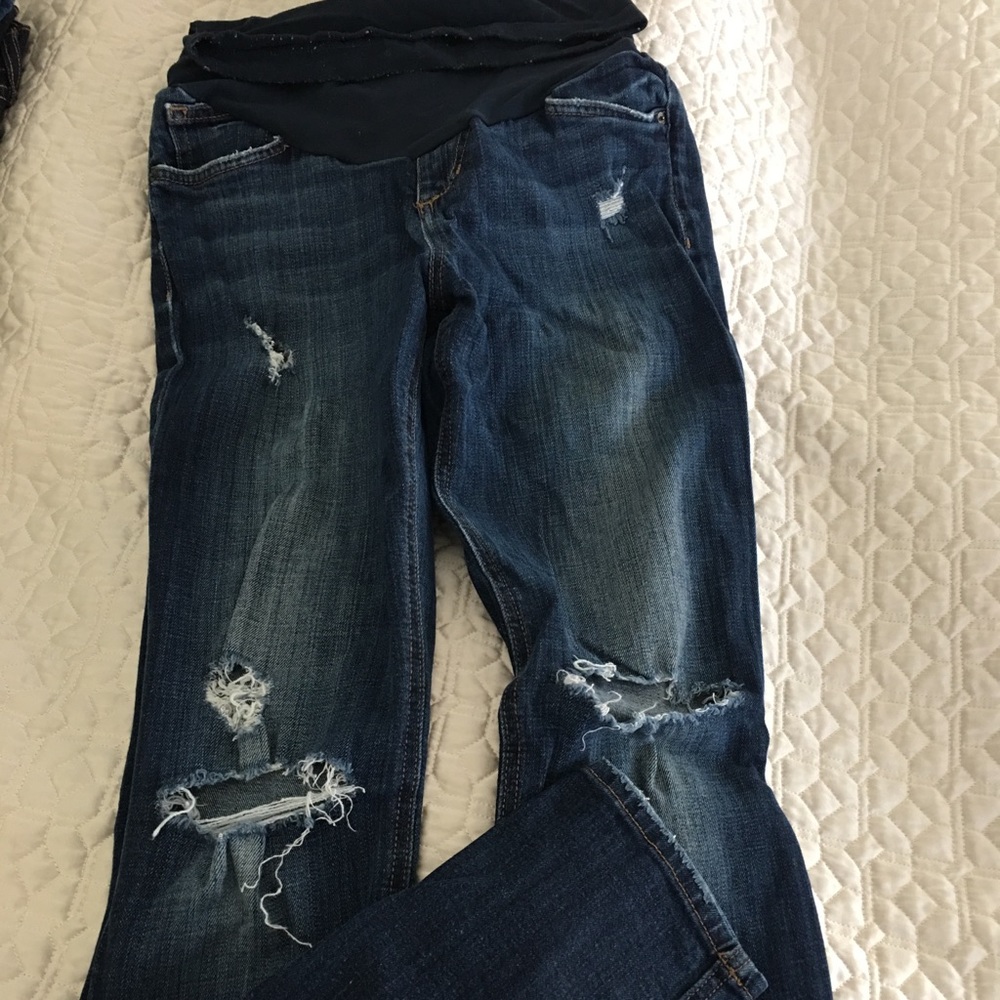 SOLD!!! Joes full panel distressed maternity jeans